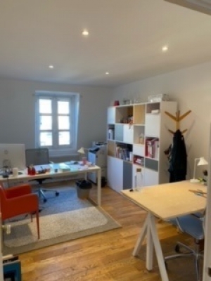Bureau 1 (002).jpg